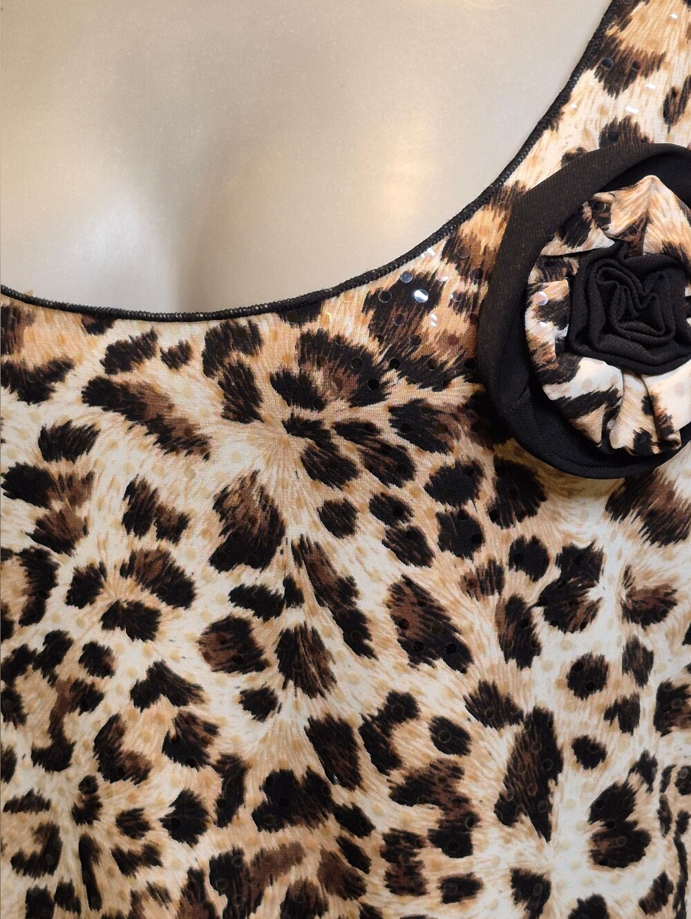 Leopard-Print Scoop Neck Camisole in Brown - Picture 3 of 16